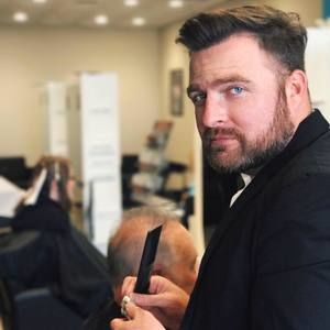 Meet your Posher, Phillip